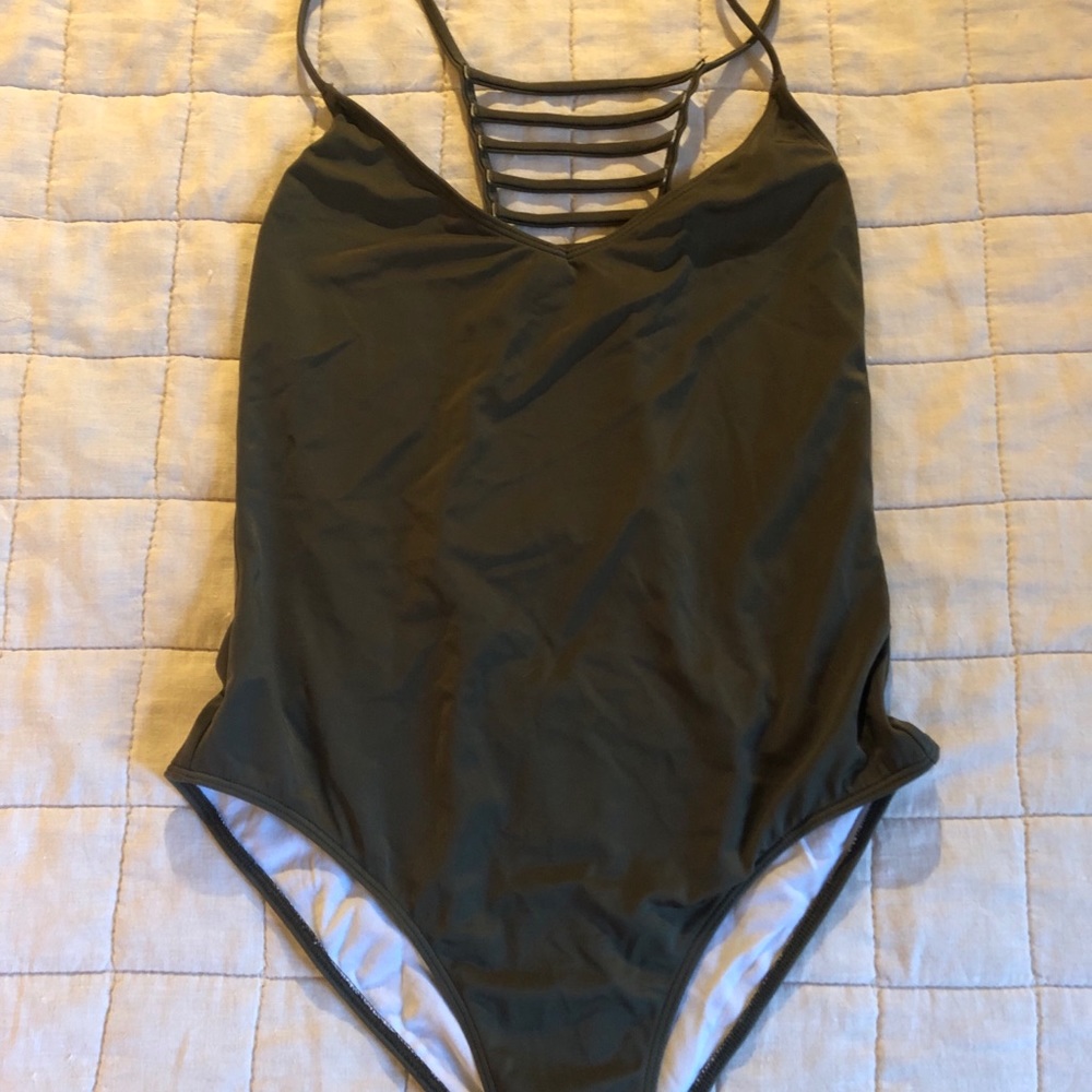 NWOT Urban Outfitters moss ladder one piece swim